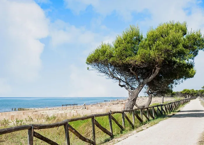 Villa Comfy In Location Bibione